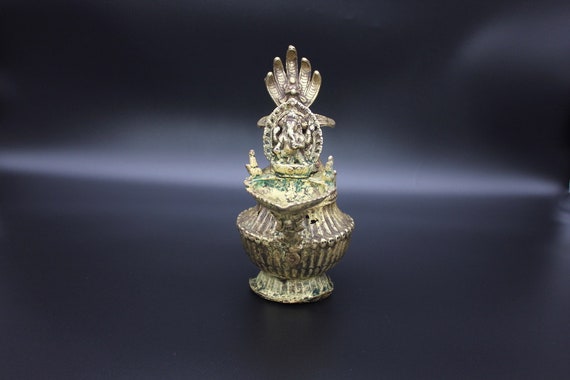 Antique Very Rare Oil Lamp/sukunda-newari Culture Nepal- 16th C - Etsy