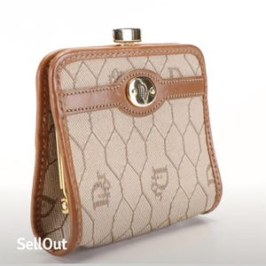 Vintage Dior Women&#39;s Beige Geometric Coin Wallet Purse
