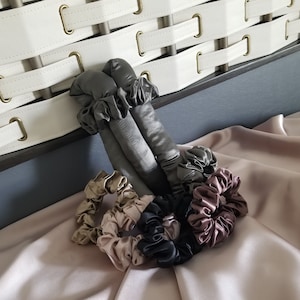 Luxurious Pure Silk Hair Curler for Curly Wavy Hair| Heatless Hair Curler| CHARCOAL| Oprional Silk Scrunchies| Style with No Damage to Hair
