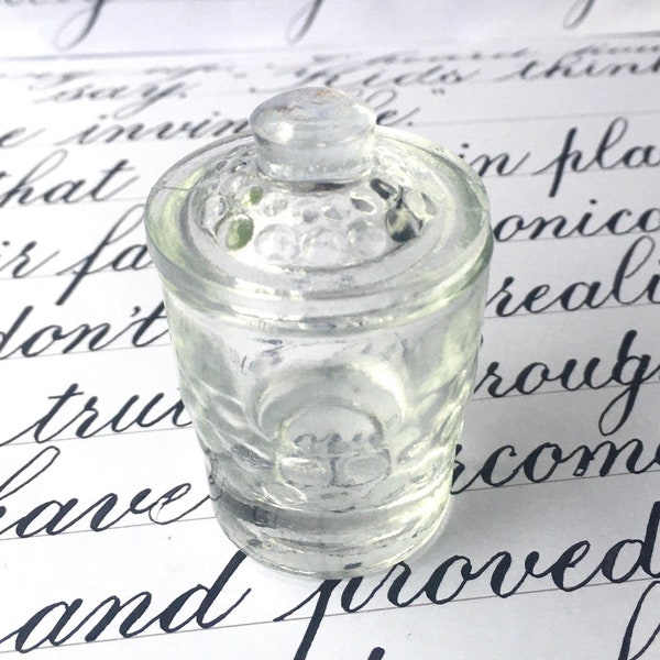 Vintage Glass Inkwell for Calligraphy Pointed Dip Pen Clear Glass Ink Well Dinky Dip Ink Holder for Copperplate Dip Pen Glass Ink well