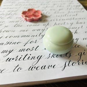 Blue Ceramic Water Pot & Cherry Blossom Pen Rest Set with Silicone Dinky Dip Ink Holder for Calligraphy, Lettering, Calligraphy and Drawing