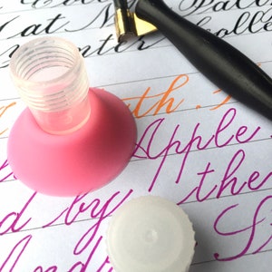 3 Empty Inkwells w/ Dinky holder for Calligraphy Pointed Pen with Glass Dropper Bottle - Dinky Dips Holders for Calligraphy