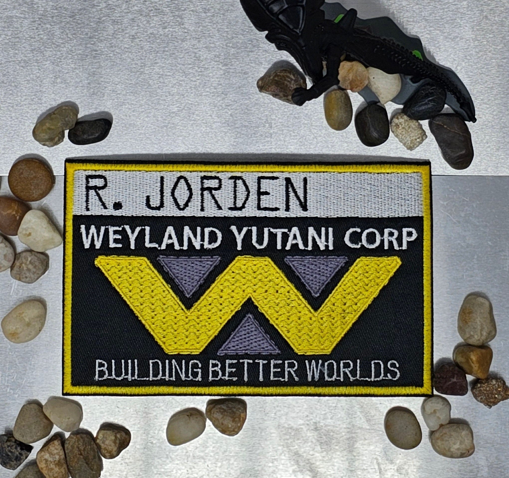 Alien Weyland-Yutani Corp Iron On Sew On Embroidered Patch - Foto 9
