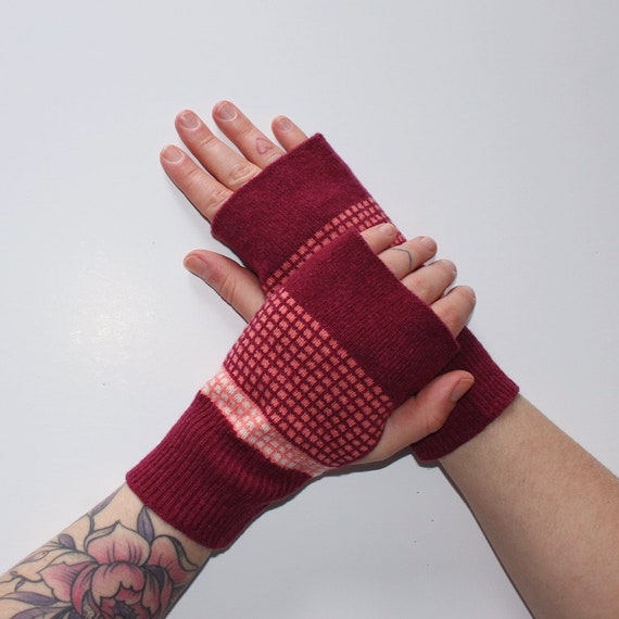 Selina Lambswool fingerless mittens