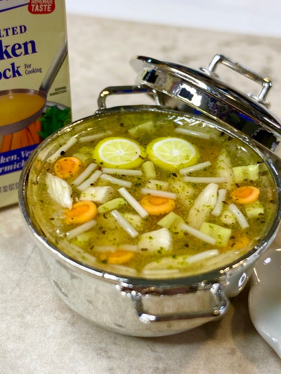 チキンヌードルスープ クール便 SUJI'S スージーズ アメリカンクラシック チキンヌードル