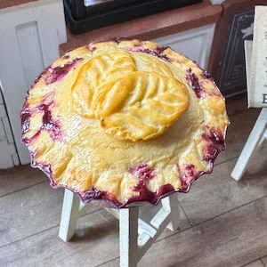 Blueberry pie/miniature food/dollhouse food