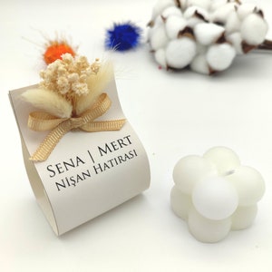 Personalized Candle Wedding Favors: Custom Party Gift for Bridal shower