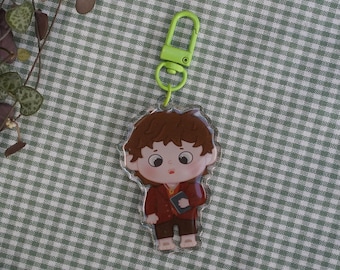 Frodo inspiriert Acryl Epoxy Schlüsselanhänger | Niedlicher, steinerner Hobbit, Herr der Ringe