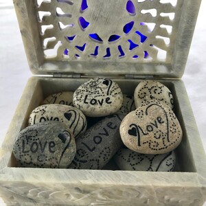 LOVE stones/Unique hand designs/Pebble Art/Rock Art/Inspirational Gifts/Stone Art/Painted Rocks Inspirational/Hand Painted Rock