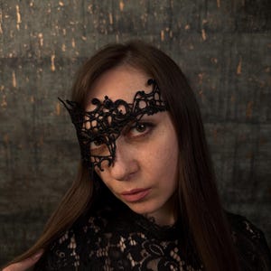 lace mask, lace masquerade mask fit for ball parties, prom nights, fairy costumes