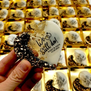 Epoxy Magnets, Rustic Wedding favors, Wedding Favors for Guests, Wedding Favor Magnet, Personalized Wedding Magnet, Wedding Thank You Gift