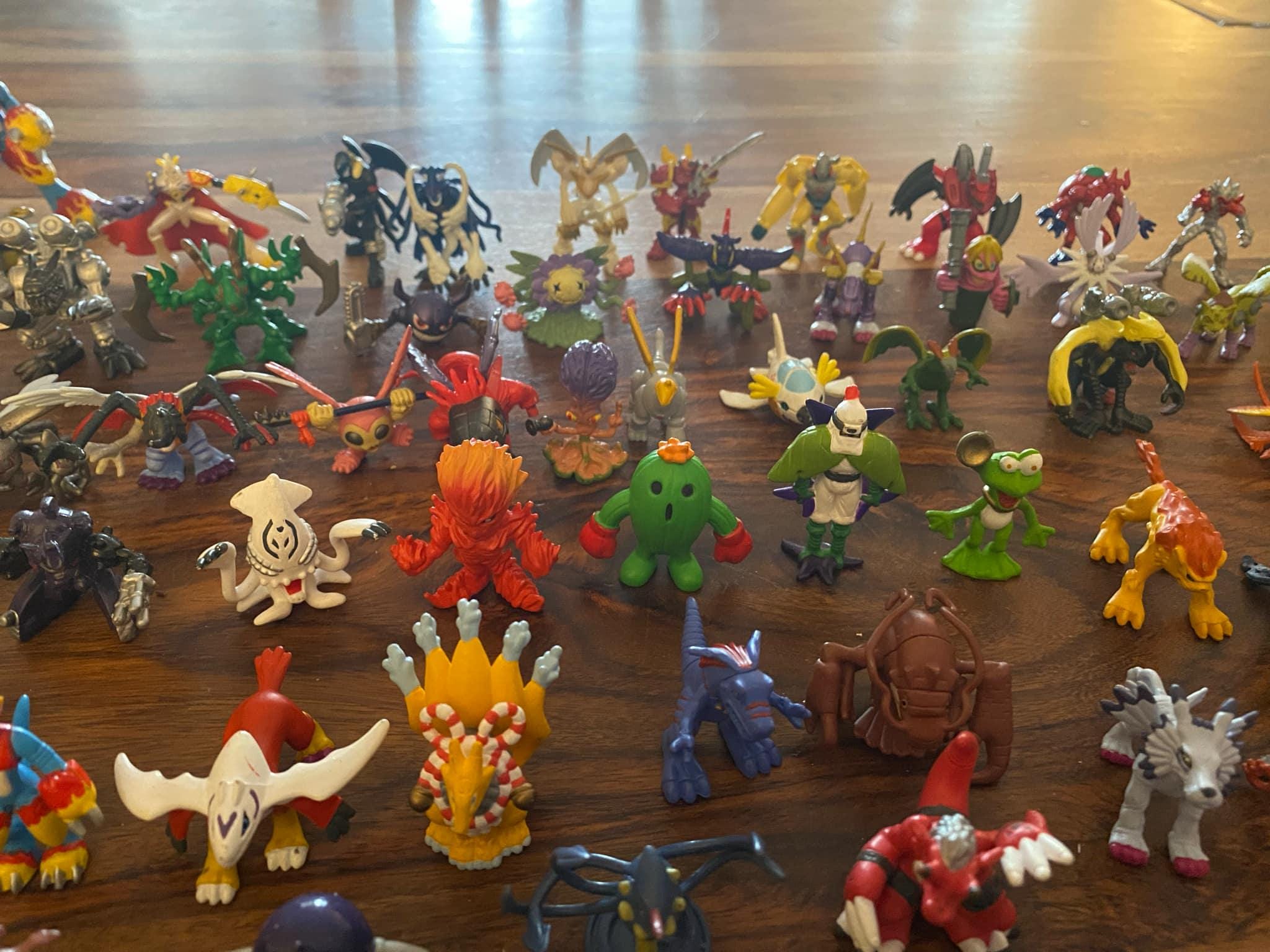 Vintage Digimon Digital Monsters Mini Figure's Bandai H-T Original