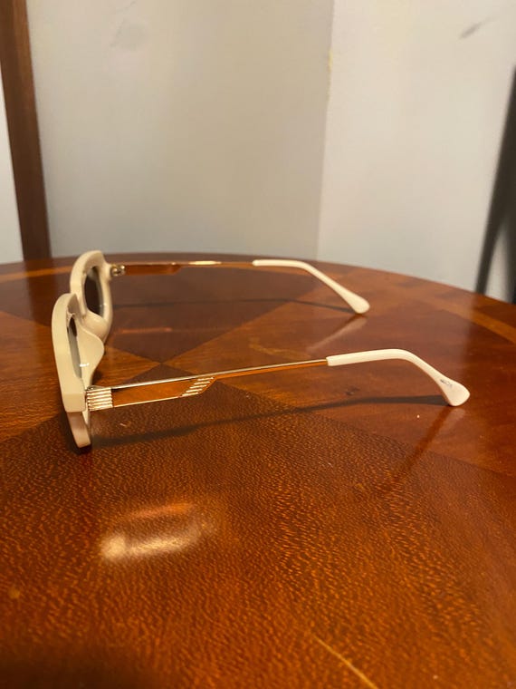 Vintage Inspired Rectangular Sunglasses – Cream C… - image 2