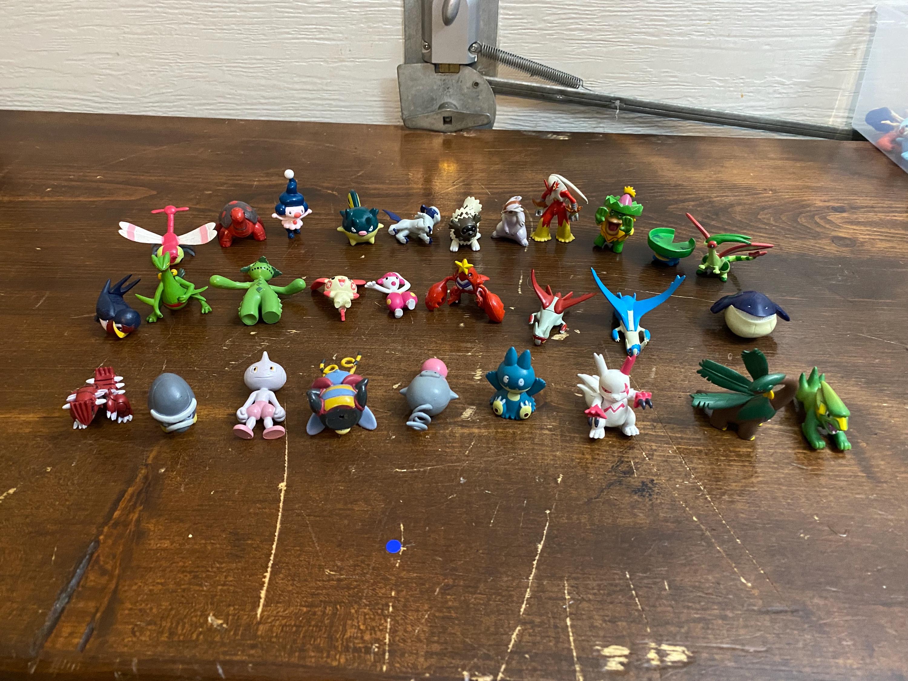 Pokemon Tomy CGTSJ Figure Toy Vintage Original Authentic