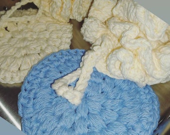 2-Piece Bath Set includes Loofah and Face Scrub