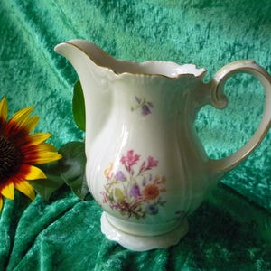 Small old jug, approx. 300ml, jug, pitcher, milk jug, milk jug - vintage, probably 1940s, brand unknown