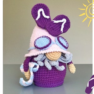 Flip flops beach gnome pattern PDF Beach gnome amigurumi with flip flops and beach towel pattern Sea gnome Funny vacationer in eyesglasses