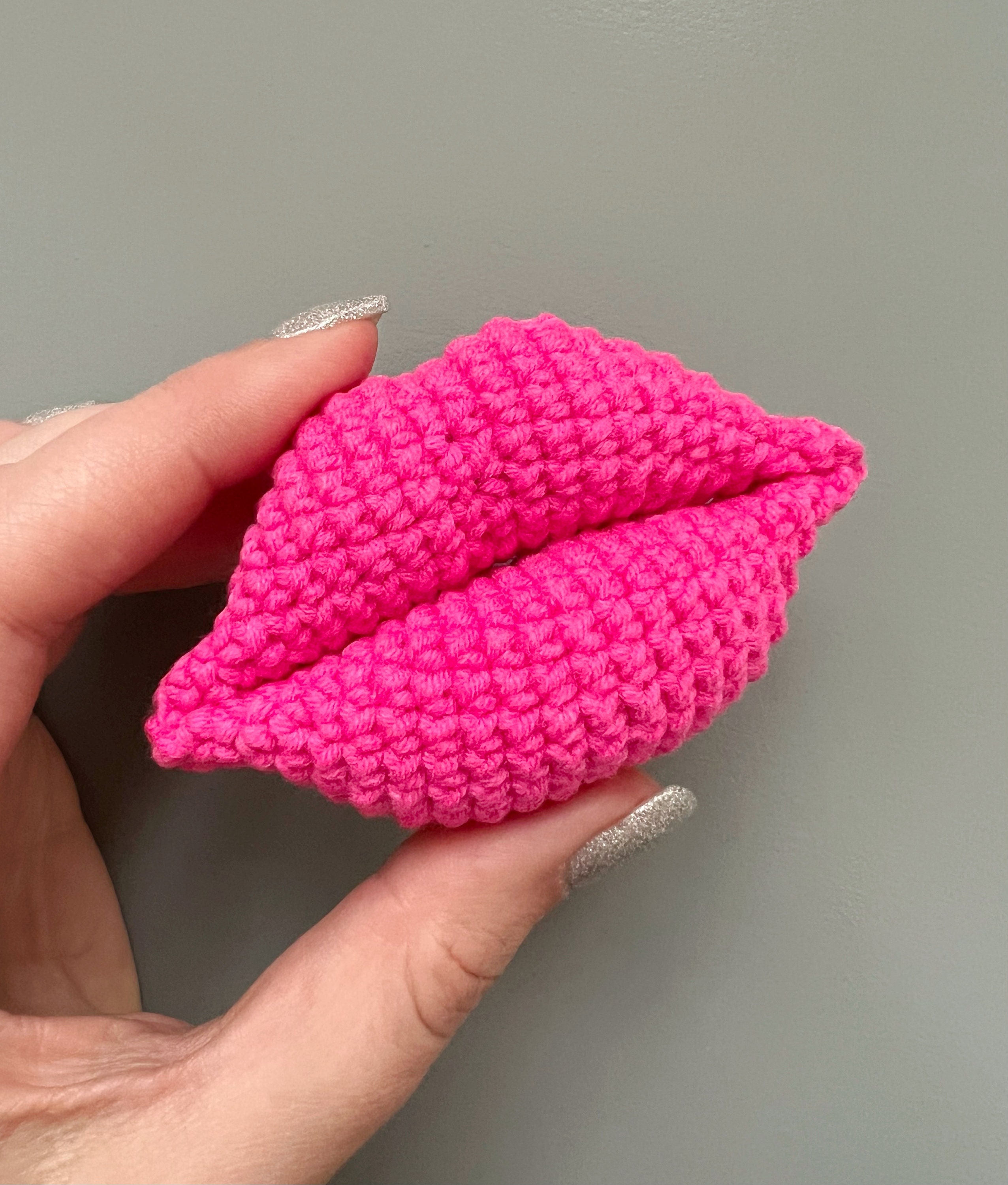 Crochet Lips Pattern PDF Crochet Kiss Valentine's Day Gift Etsy