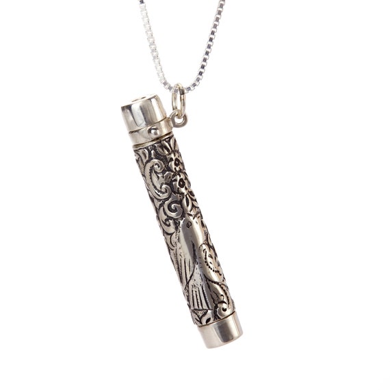 Alice in shop wonderland kaleidoscope necklace