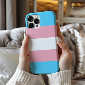 Trans Handyhülle | Subtile Transgender Pride Merch Geschenke & Accessoires | Queer besessene Geschäfte | Geschenk für Trans Freund | Trans Pride Flagge