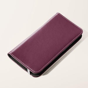 Capa de telefone tipo carteira Old Mauve Folio | Capa minimalista de couro sintético para cartão Samsung Galaxy S25 S24 S23 Plus Ultra iPhone 16 15 14 13 Pro