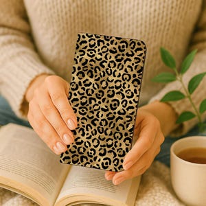 Leopard Gold Aesthetic Wallet Phone Case, Vegan Leather Card Holder Case Samsung Galaxy S26 S25 S24 Plus Ultra iPhone 17 16 15 14 13 Pro