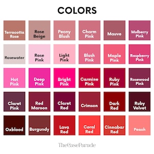 Może przedstawiać: Wzornik kolor&oacute;w zatytułowany COLORS zawierający trzydzieści kwadratowych pr&oacute;bek ułożonych w siatkę. Każdy kwadrat przedstawia unikalny odcień r&oacute;żu lub czerwieni z odpowiednią nazwą wydrukowaną białym lub czarnym tekstem. Nazwa marki TheCaseParade znajduje się na dole.