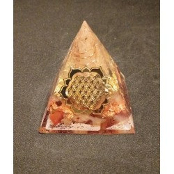 Orgonite Pyramide Fleur de Vie