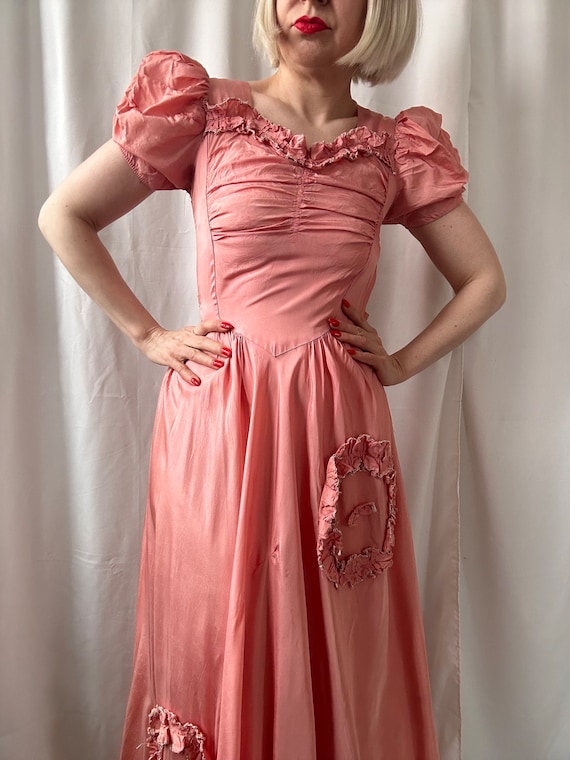 vintage 1940s dress or Early 1950s Venetian Red (brick to Rust Terracotta) Shoulder Pads Mid Calf Cross Heart V Neck Wing Collar Fit & Flare Front Center Buttons Length Ruby Dress in Hampton Green,