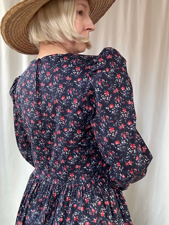 Vintage 1980s Laura Ashley Navy Blue Ditsy Floral… - image 4