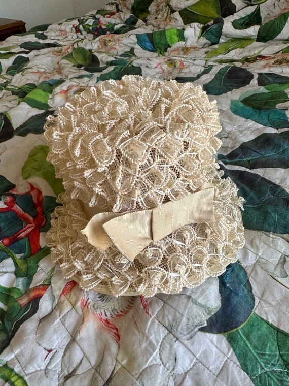 Vintage '40s '50s MCM Cream Ivory Lace Ribbon Tri… - image 4