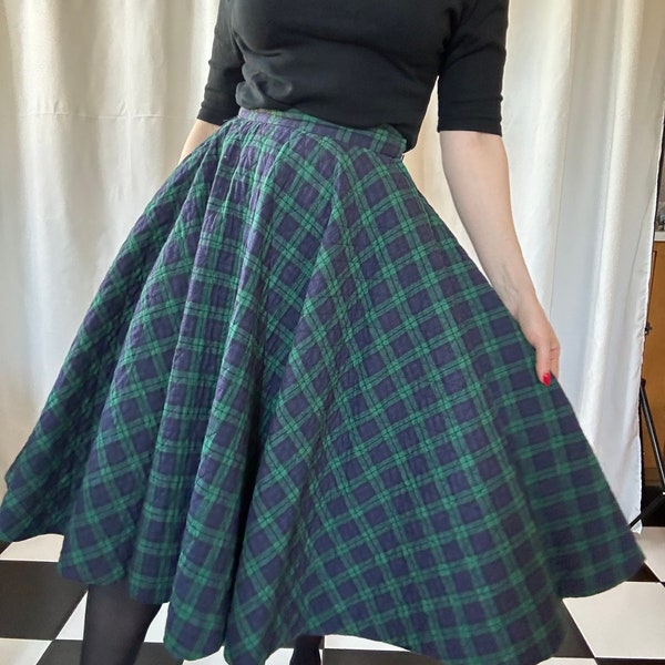 Vintage '40s / '50s Handmade Black Watch Tartan Plaid Cotton Quilted Circle Skirt - XS