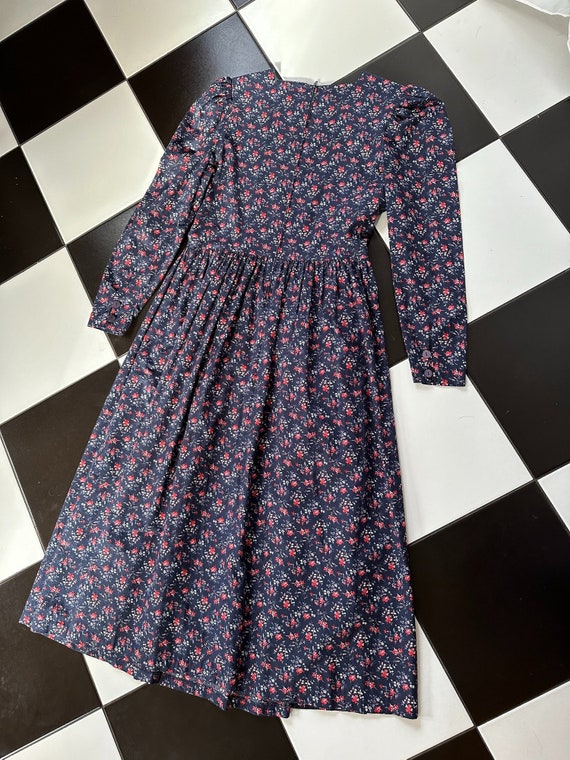 Vintage 1980s Laura Ashley Navy Blue Ditsy Floral… - image 8