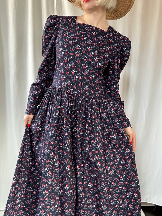 Vintage 1980s Laura Ashley Navy Blue Ditsy Floral… - image 2