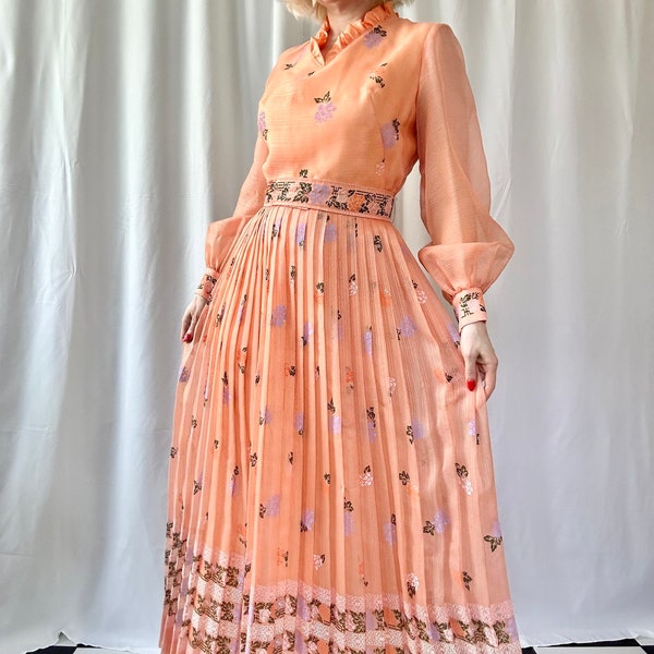 Vintage 1970s Alfred Shaheen Orange Floral Print Long Sleeve Hostess Maxi Dress - M