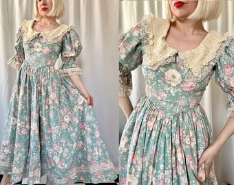 Vintage Atlanta Costume Co Victorian Georgian Repro Blue Floral Gown with Petticoat - XS / S