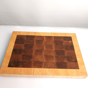 Walnut cutting board, chopping board, end grain cutting board, gift, wedding, barbecue, Christmas gift, birthday gift,