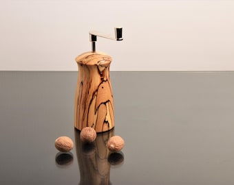 Muskatmühle Nora, Raspler, Trüffelbuchel Holz, Muskatnuss, Gewürzmühle,  Geschenk, Hochzeit, Kochen, Weihnachtsgeschenk, Geburtstag,