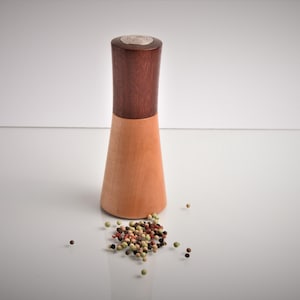 Brotzeitmühle, Frühstücksmühle, Pfeffermühle mit Salzstreuer, Vesper Kombimühle, Geschenk, Hochzeit, Grillen, Kochen, Weihnachten,