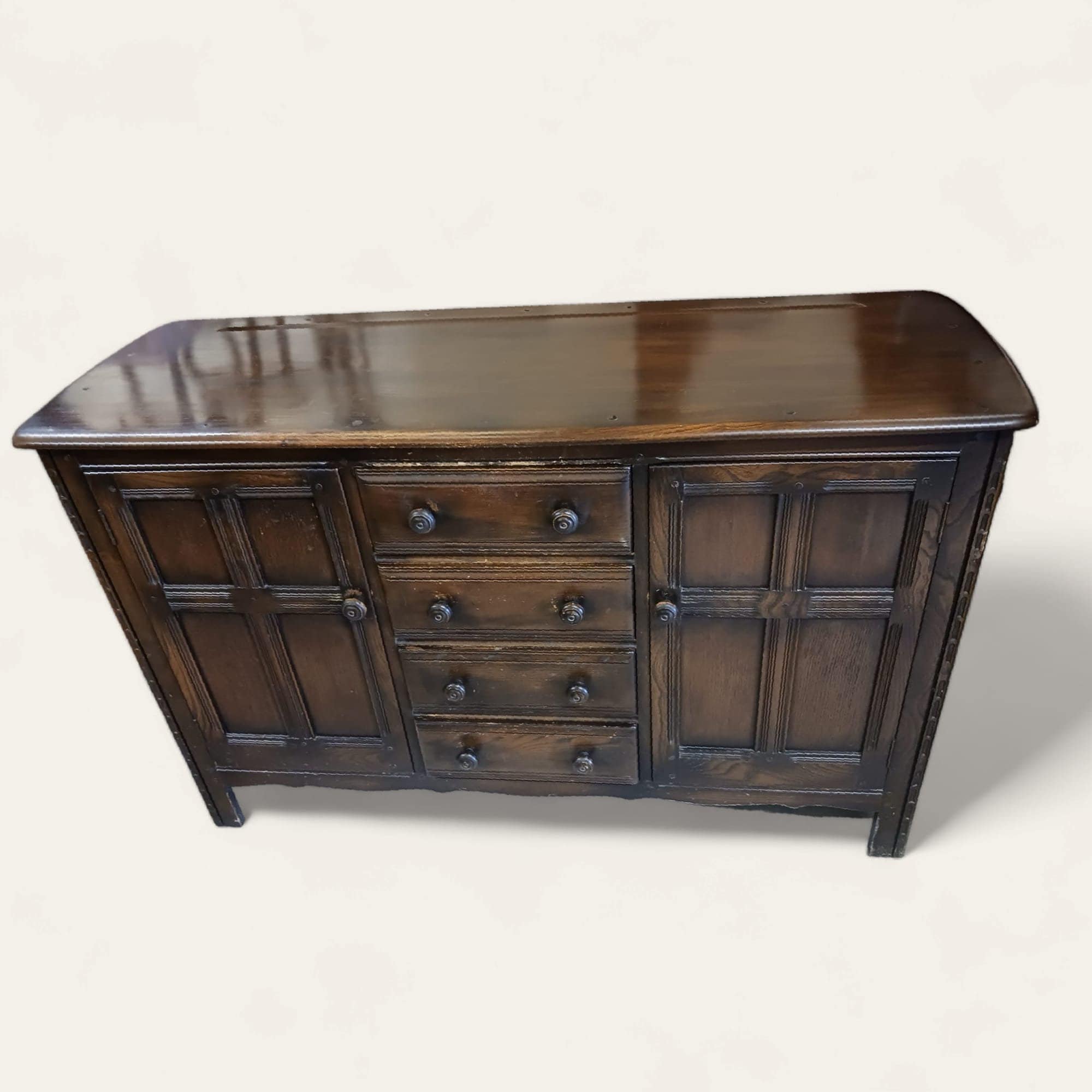 Dark wood 2024 long dresser