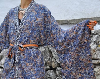 Grey paisley silk sari kimono Japanese Style Bohemian Hippy