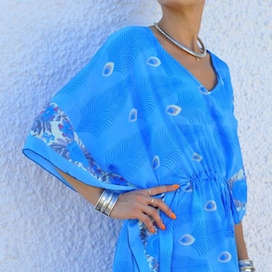 Silk kaftan tunic dress, handmade with 100% pure recycled silk from vintage sari, Vintage blouse