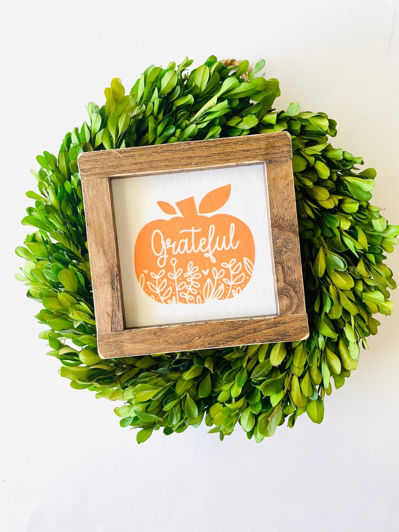 Grateful Pumpkin Tile, austauschbares Dekorschild, Saisonales Wohndekor, Herbstschilder, Herbstsaison Bild 2