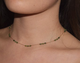 Round faceted jade natural stone necklace with natural gemstones - gold-linked in green - choker