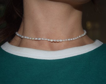 Collana di perle d'acqua dolce in bianco e oro o argento - elegante girocollo