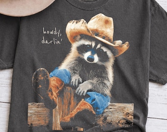 Funny Western Raccoon PNG, Howdy Darlin Shirt Design, Cute Cowgirl Animal Clipart, Halftone Rodeo Aesthetic Graphic, Country Vintage PNG