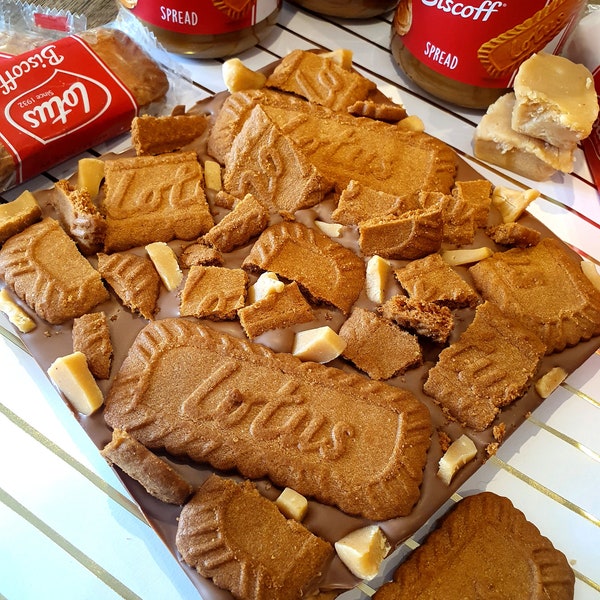 biscoff lotus slab with a layer of Biscoff spread inside!! covered belgium milk chocolate. lotus biscoff. biscoff spread.