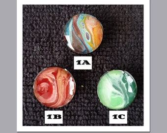 Interchangeable snap hand painted jewelry button for brooch | ginger snaps jewelry and decorative cabochons are inexpensive under 20