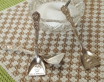Amsterdam salt or spice silver plated mini spoon. Made by  NilsJohan Sweden. From the 1950's. 4 in stock. Sold 1 by 1.