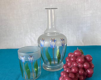 Antikes handbemaltes Glas Karaffen-Set, blaue Tulpen-Karaffe